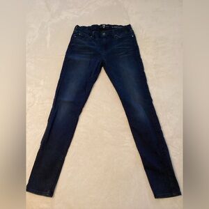 7 For All Mankind The Skinny jeans. Size 28.